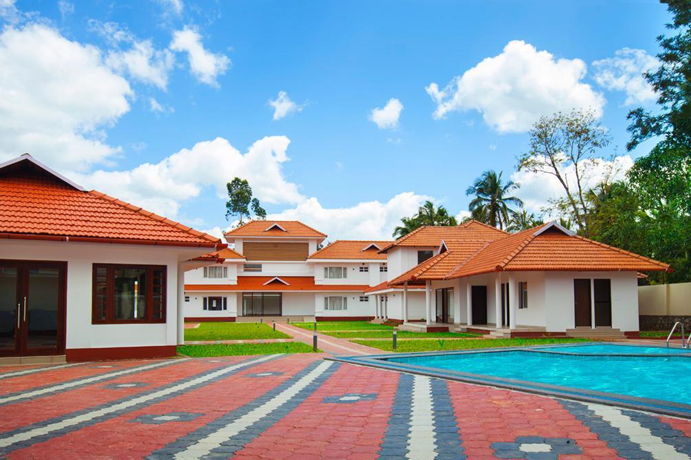 Le Coffee Resort Султан Батери Екстериор снимка
