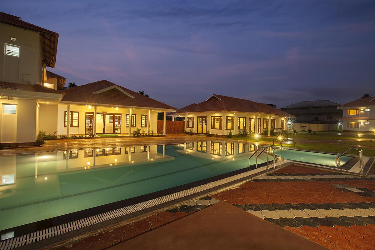 Le Coffee Resort Султан Батери Екстериор снимка